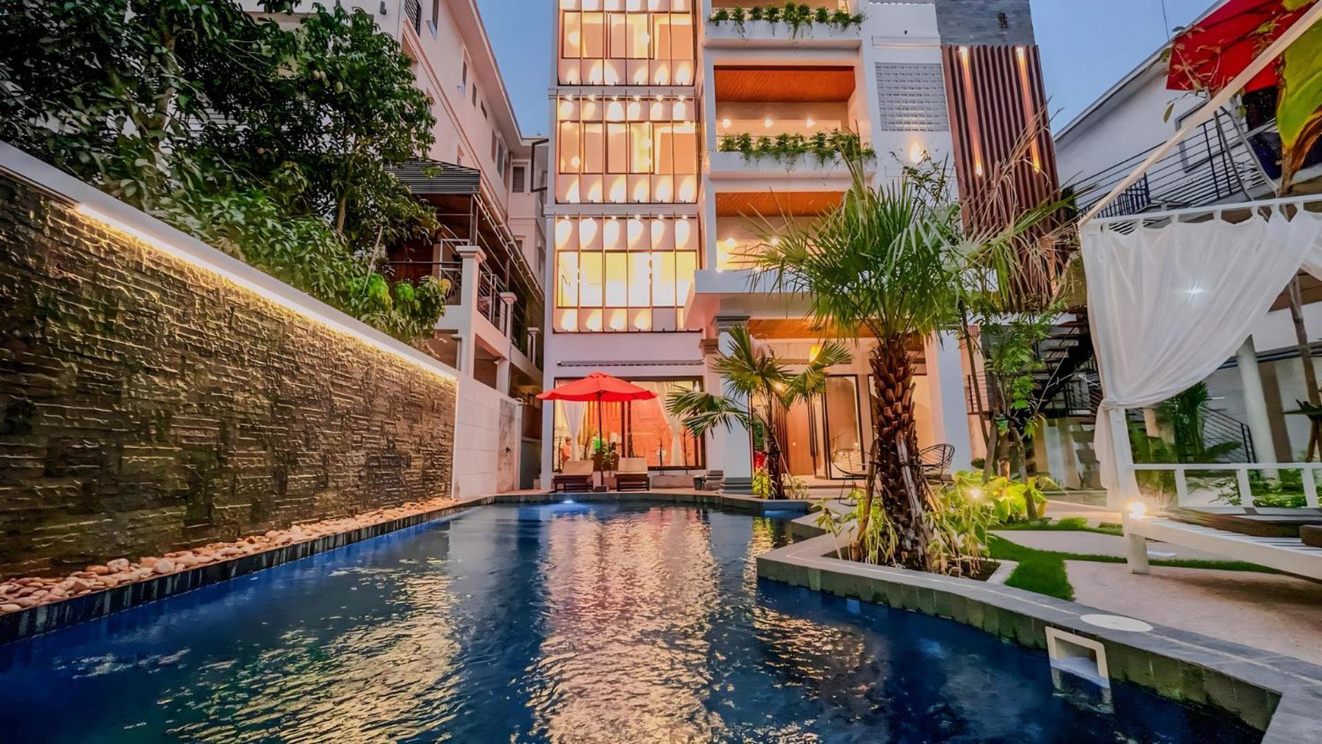 Hotel The Luxury Siem Reap Exterior foto