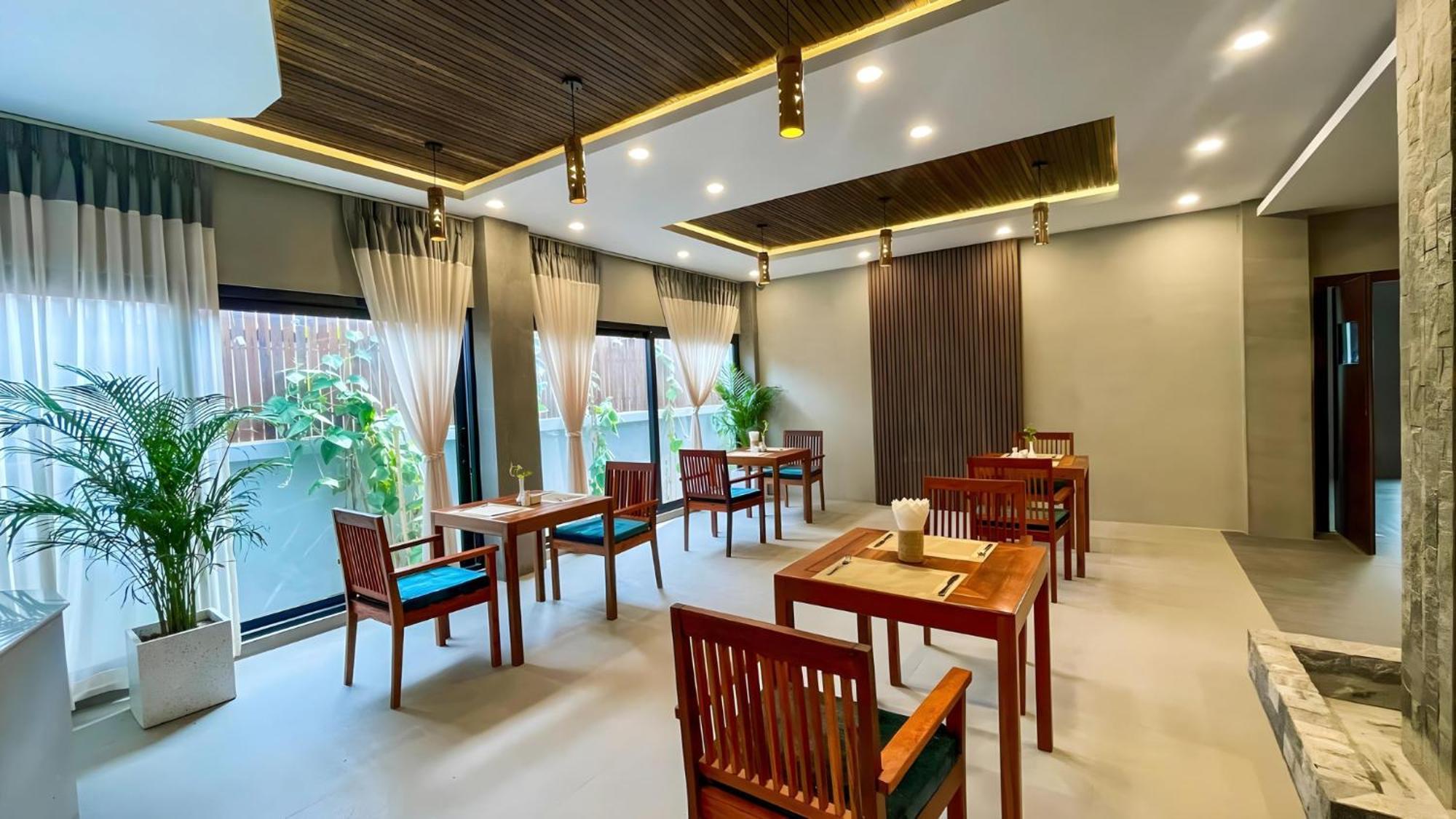 Hotel The Luxury Siem Reap Exterior foto