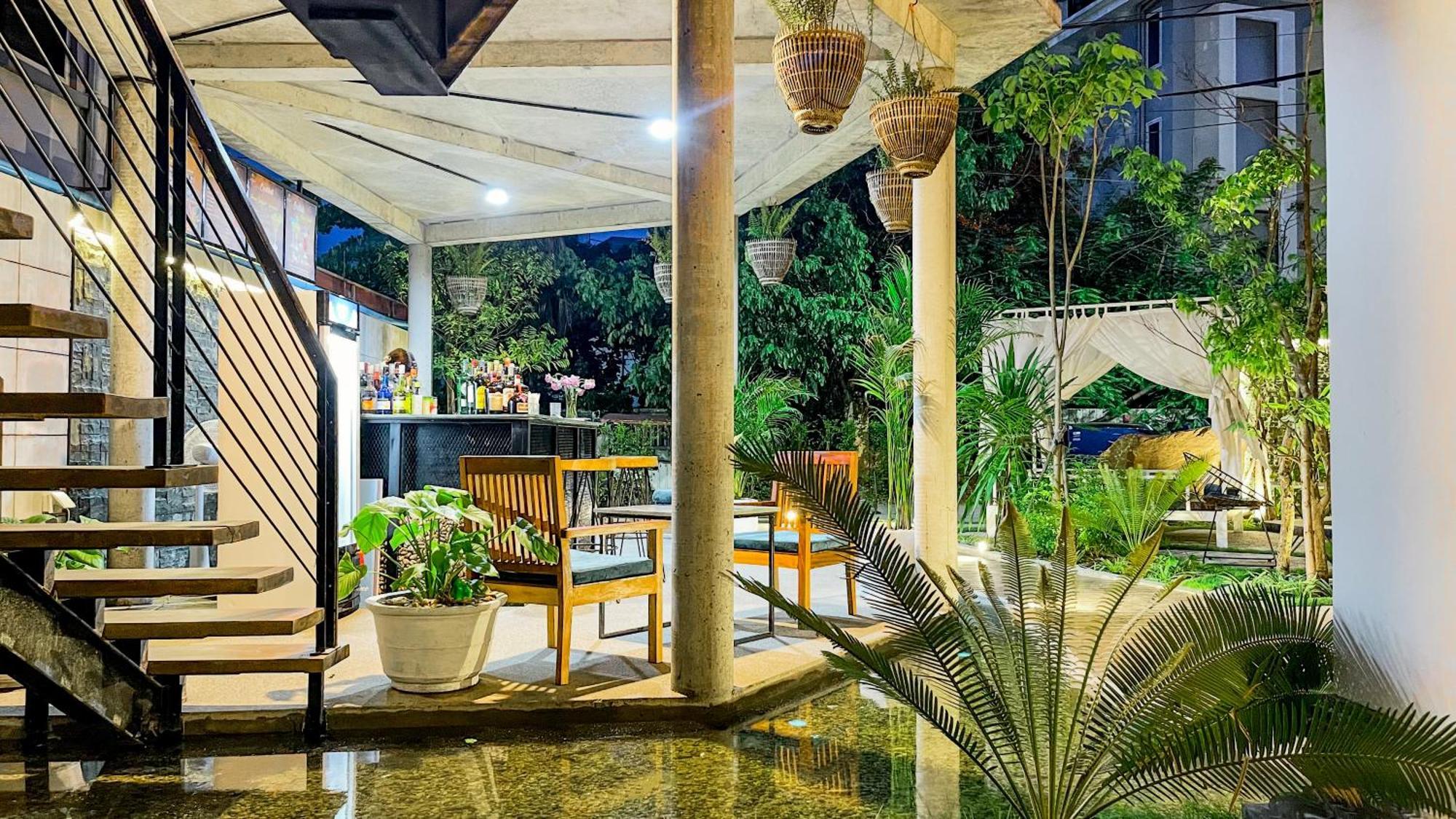 Hotel The Luxury Siem Reap Exterior foto